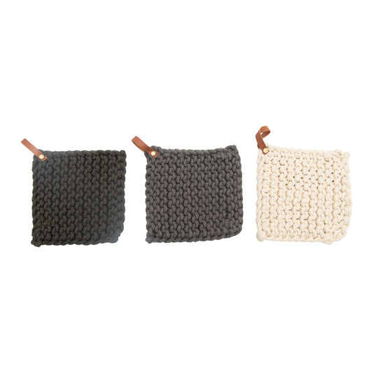 Crocheted Pot Holder with Leather Loop, DF5112A